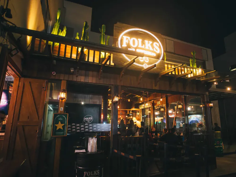 Entrada do Folks Pub Sertanejo (Crédito: Henrique Campina)